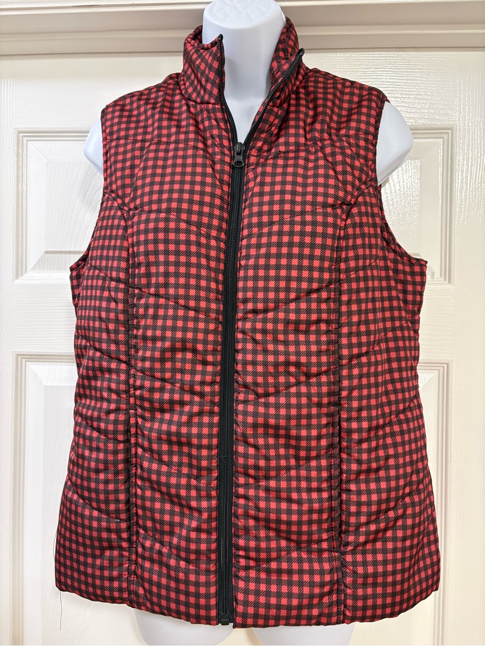 Kim Rogers light weight vest red and black check